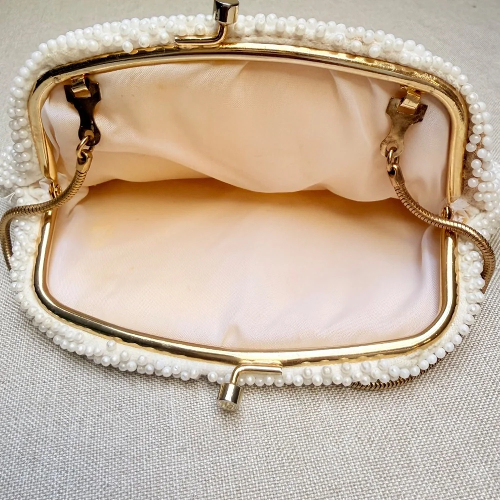 Vintage Made in Hong Kong Ivory and Gold Beaded Purse Handbag
